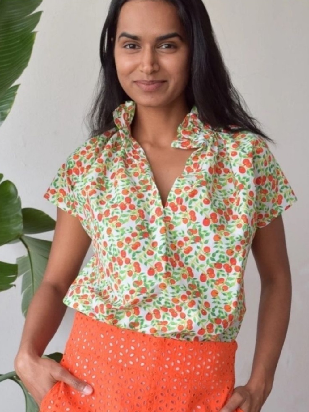 Never a wallflower Vicki red green top short sleeve floral blouse silk blend‎